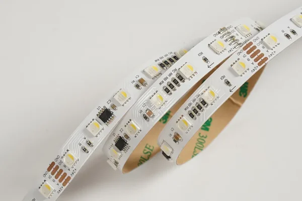 5050 4in60leds/m RGBW 512 24V 12MM